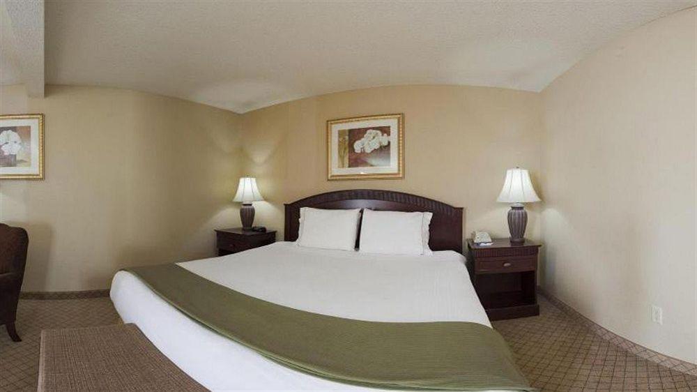 Holiday Inn Express Fairfield By Ihg Ngoại thất bức ảnh