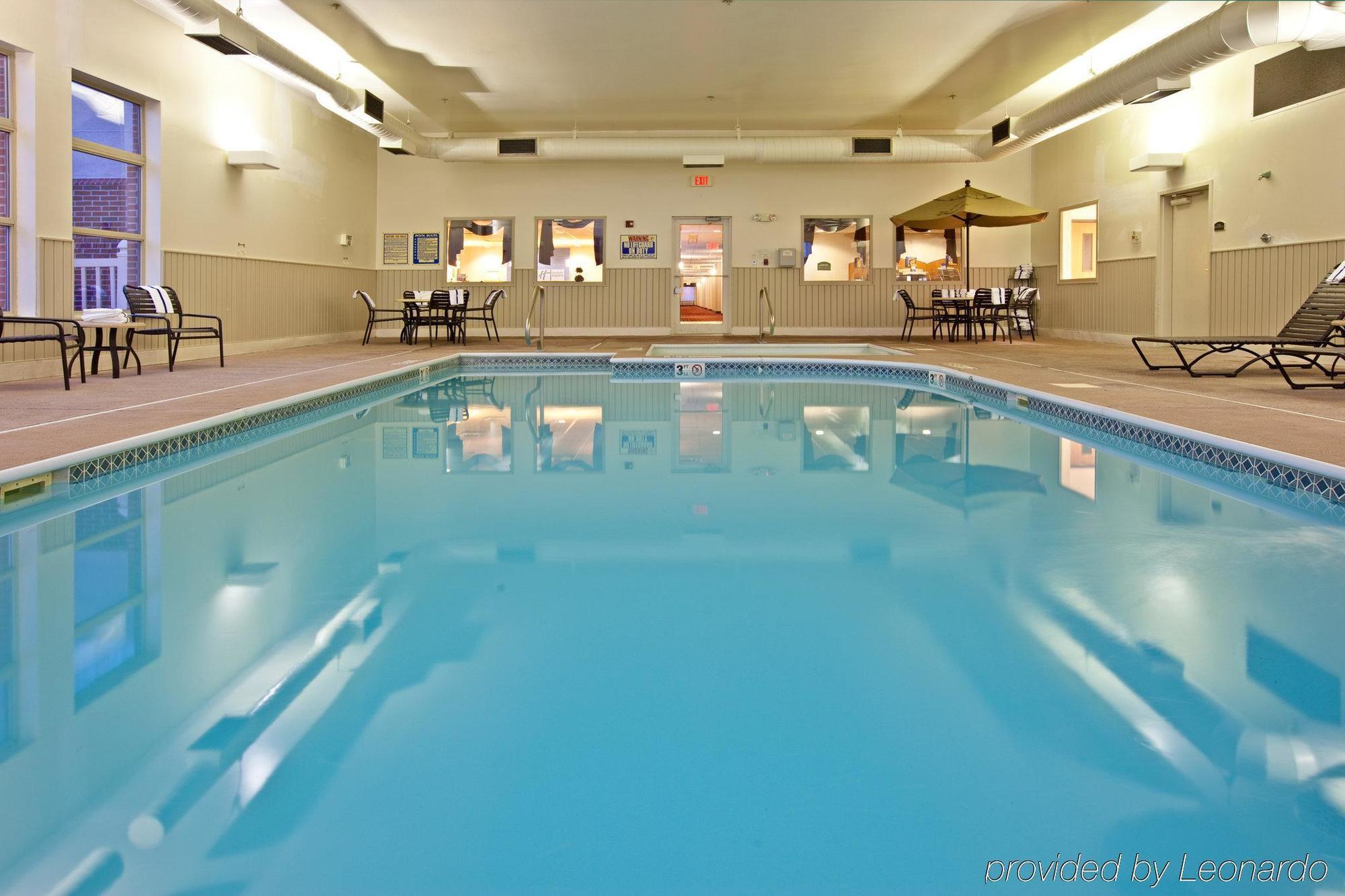 Holiday Inn Express Fairfield By Ihg Ngoại thất bức ảnh