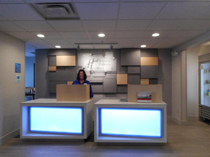 Holiday Inn Express Fairfield By Ihg Ngoại thất bức ảnh
