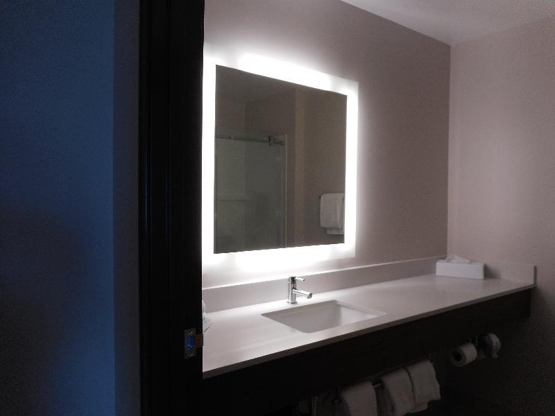 Holiday Inn Express Fairfield By Ihg Ngoại thất bức ảnh